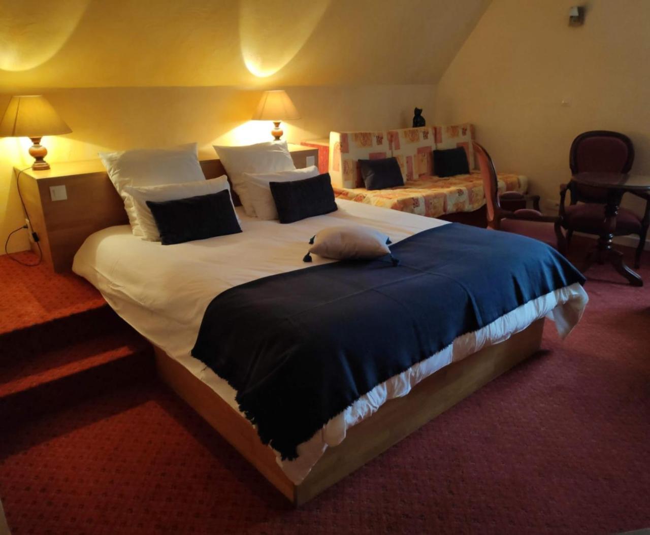 Logis Hotel Calisola Besancon - Soiree Etape Chalezeule Екстер'єр фото
