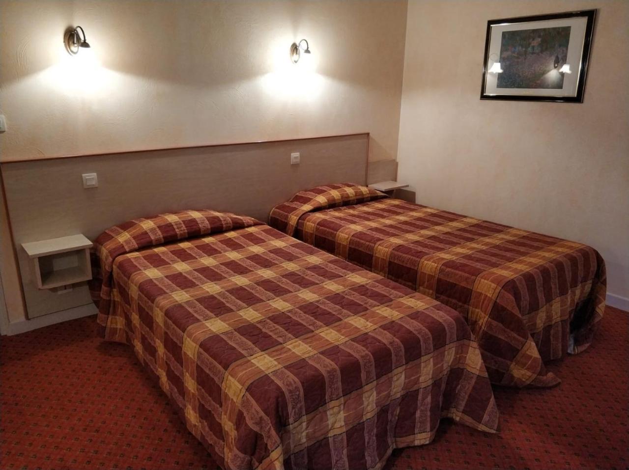 Logis Hotel Calisola Besancon - Soiree Etape Chalezeule Екстер'єр фото